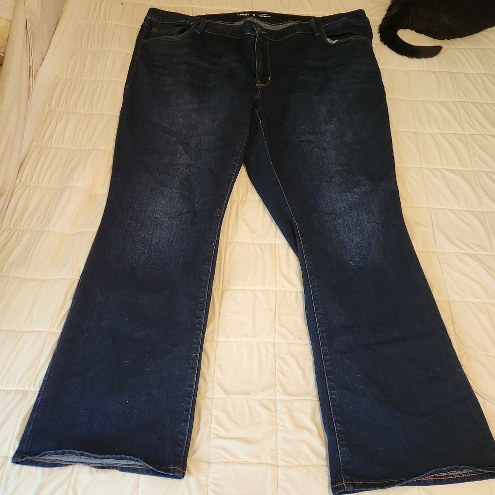 Old Navy Mid Rise Kicker Boot Cut Jeans